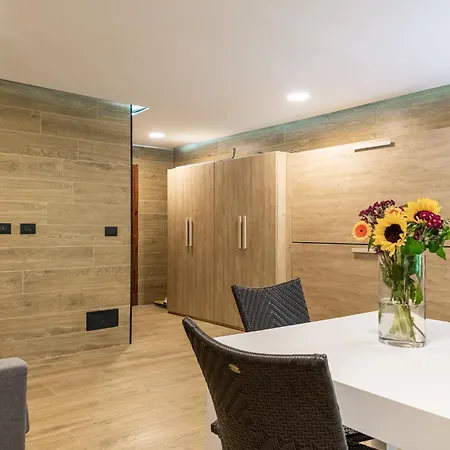 Апартаменты Hellochalet Cervinia - Snowline Lulu - Ski-in Ski-out Брей-Червиния