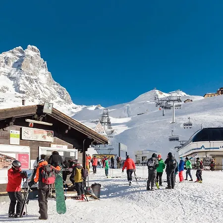 Hellochalet Cervinia - Snowline Lulu - Ski-in Ski-out ブレウイル・チェルヴィナイア